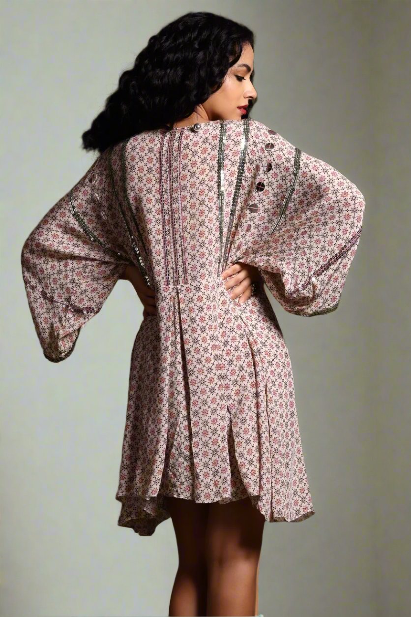 The Nori Short Dress Beige