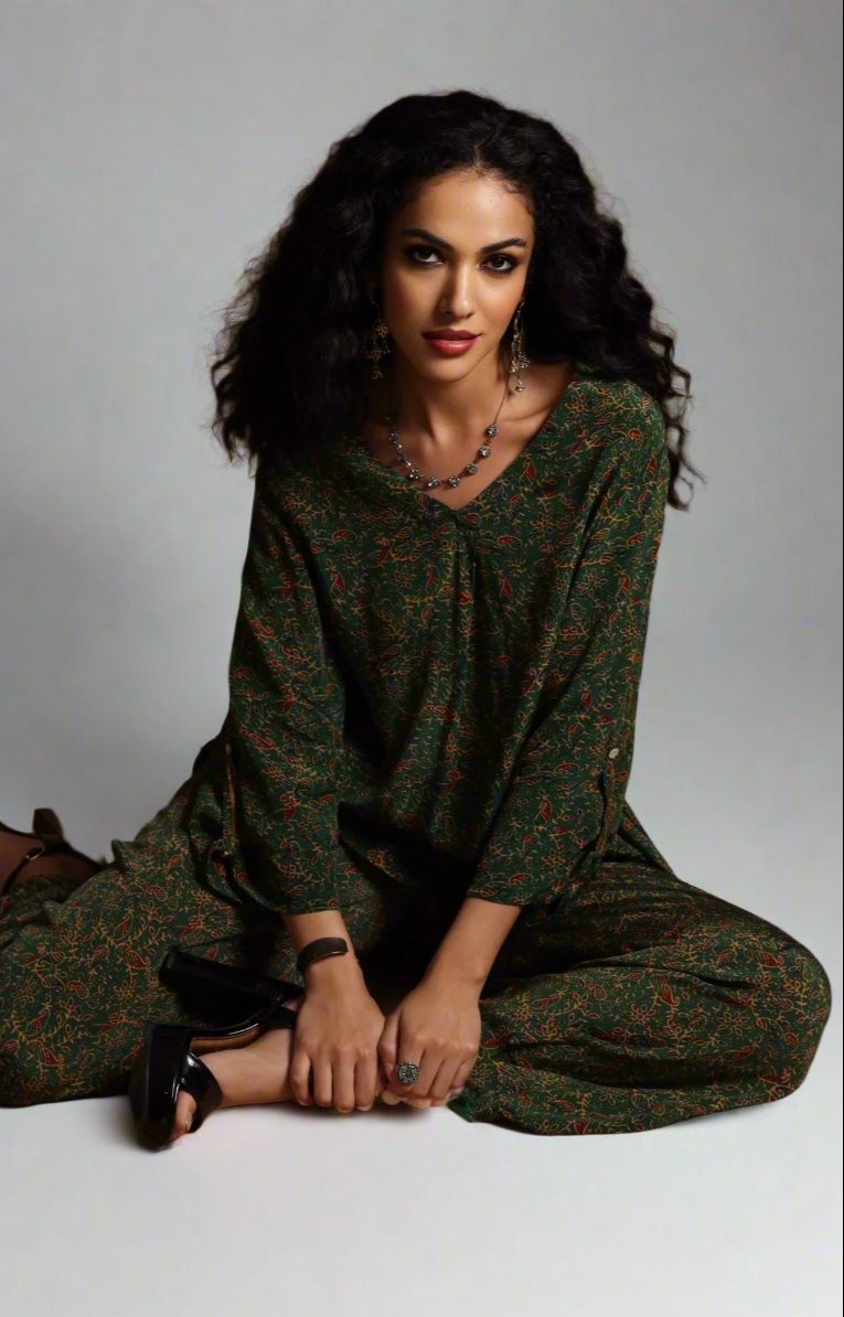 Hailey Long Sleeve Blouse Green Print