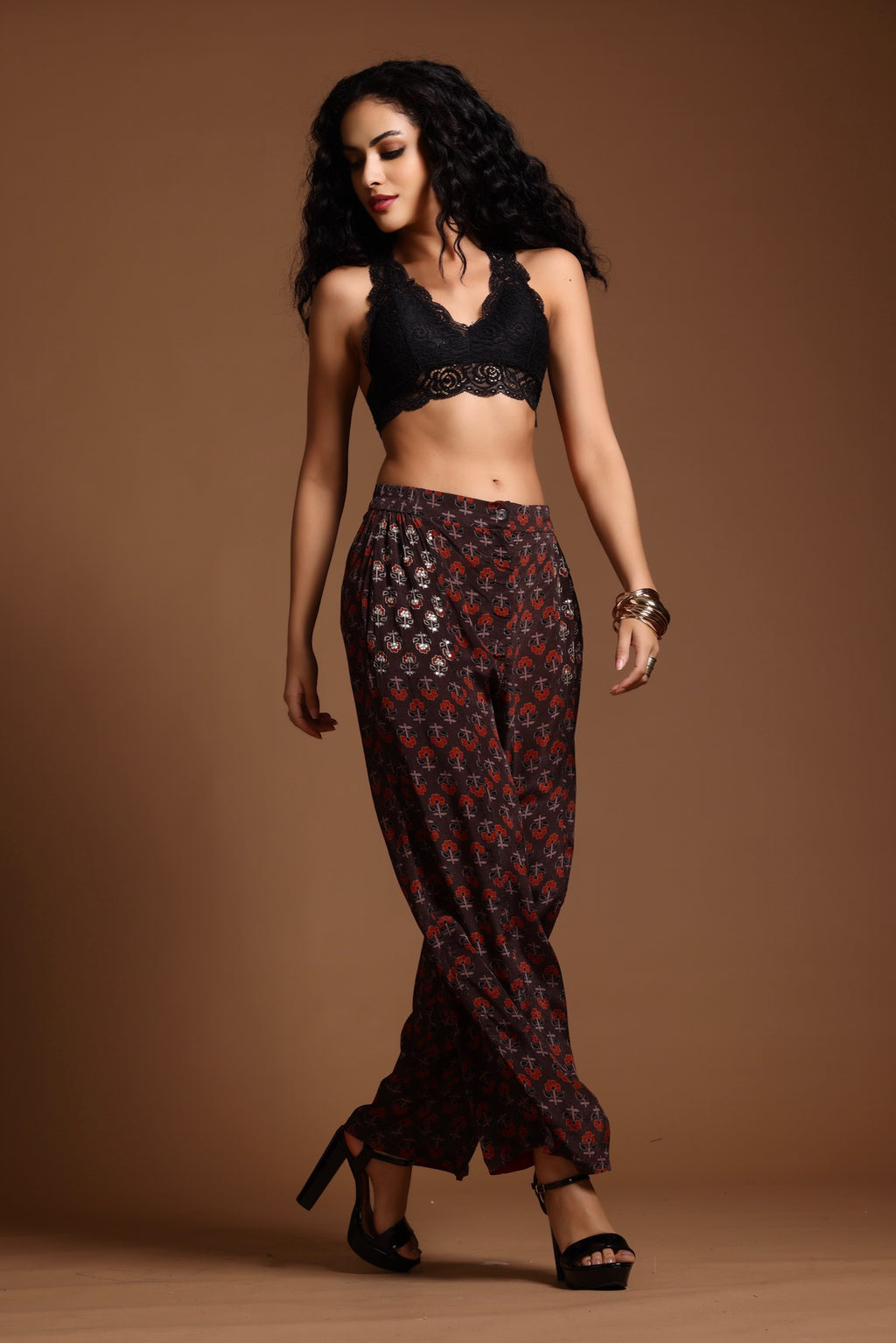 The Ira Barrel Leg Pants Brown