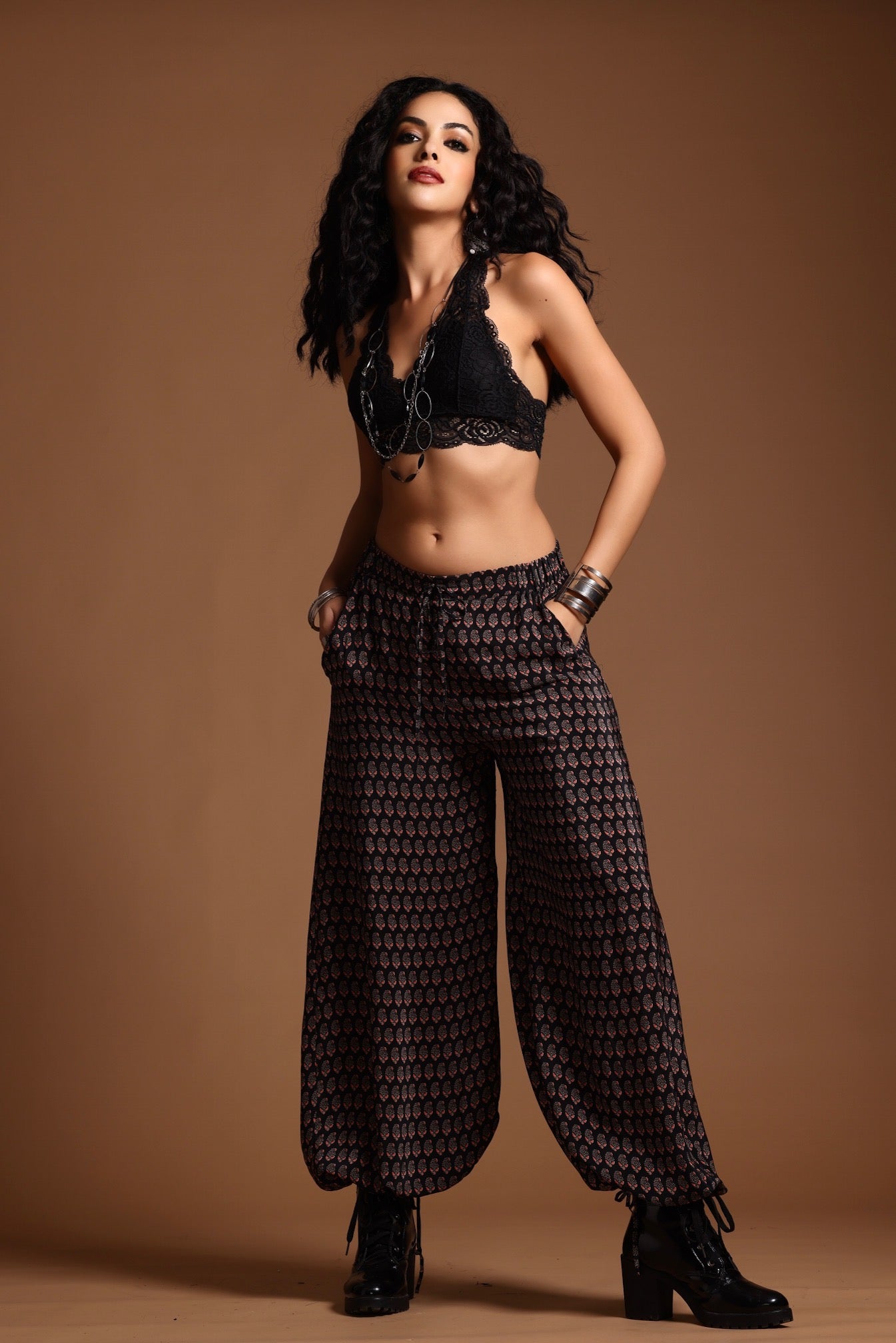 The Reva Wide Leg Pants Black
