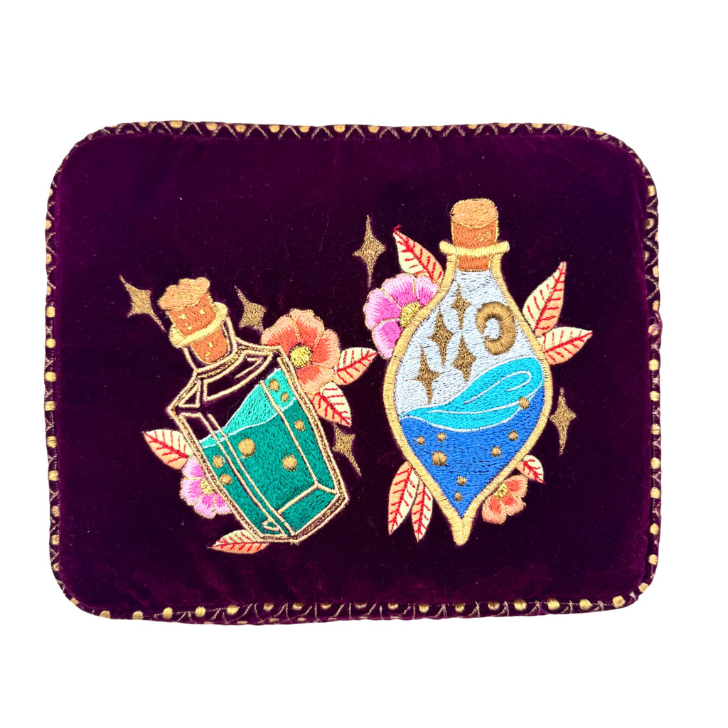 The Potions Luxe Pouch - Juicy Wine