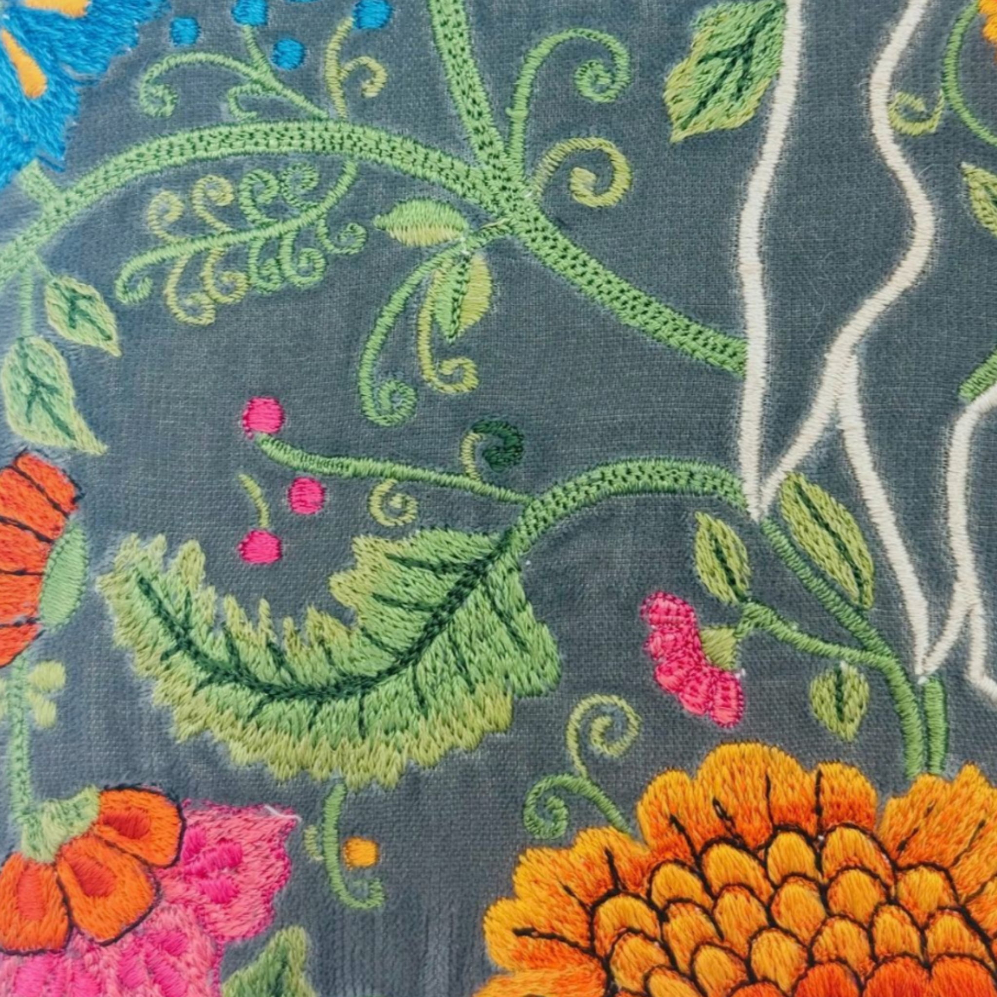 The Maya Everyday Pouch - Slate Grey