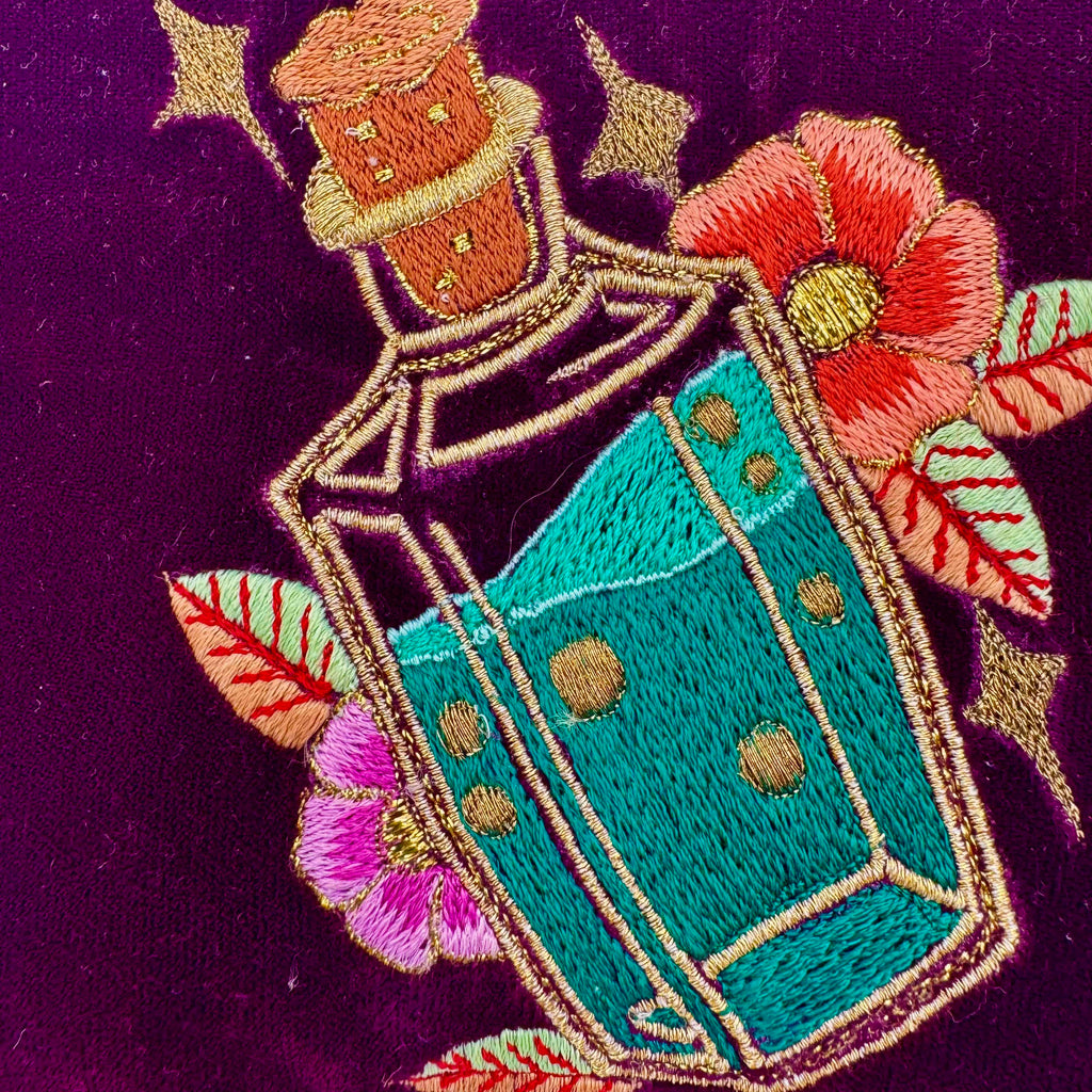 The Potions Luxe Pouch - Juicy Wine